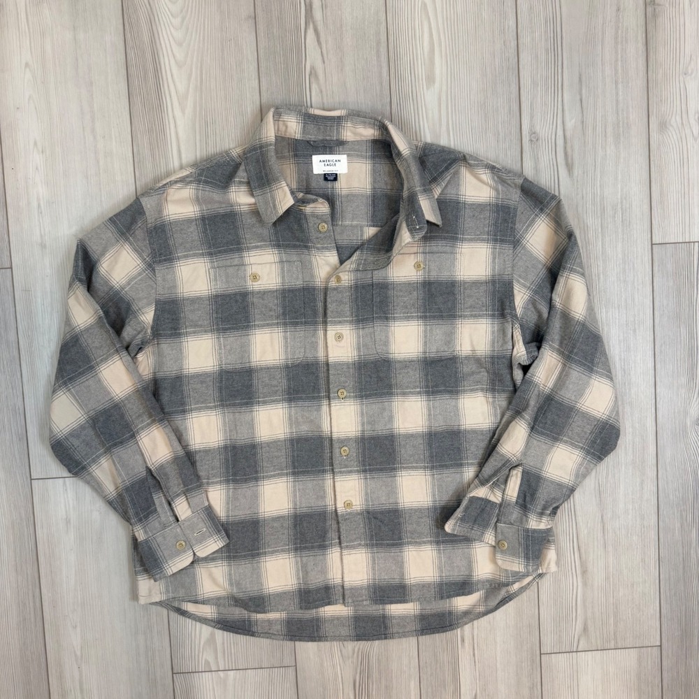 American Eagle Mens Flannel Shirt XL Relaxed Fit Grey Cream Plaid Button Down